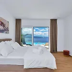 Skyview Mit Infinitypool Und Panorama Meerblick Villa