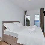 Villa Skyview Mit Infinitypool Und Panorama Meerblick