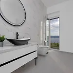 Skyview Mit Infinitypool Und Panorama Meerblick Brela