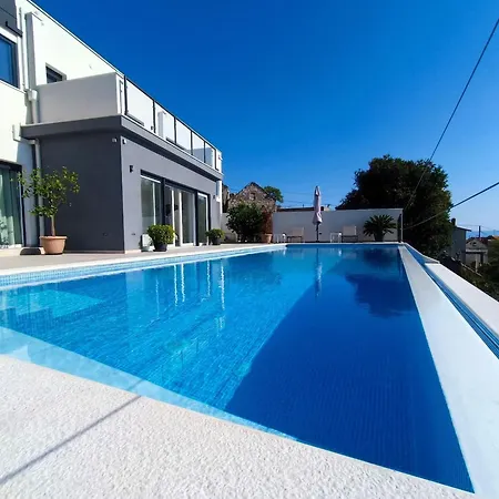 Skyview Mit Infinitypool Und Panorama Meerblick * Brela