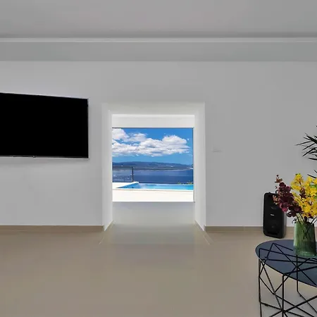 Skyview Mit Infinitypool Und Panorama Meerblick *